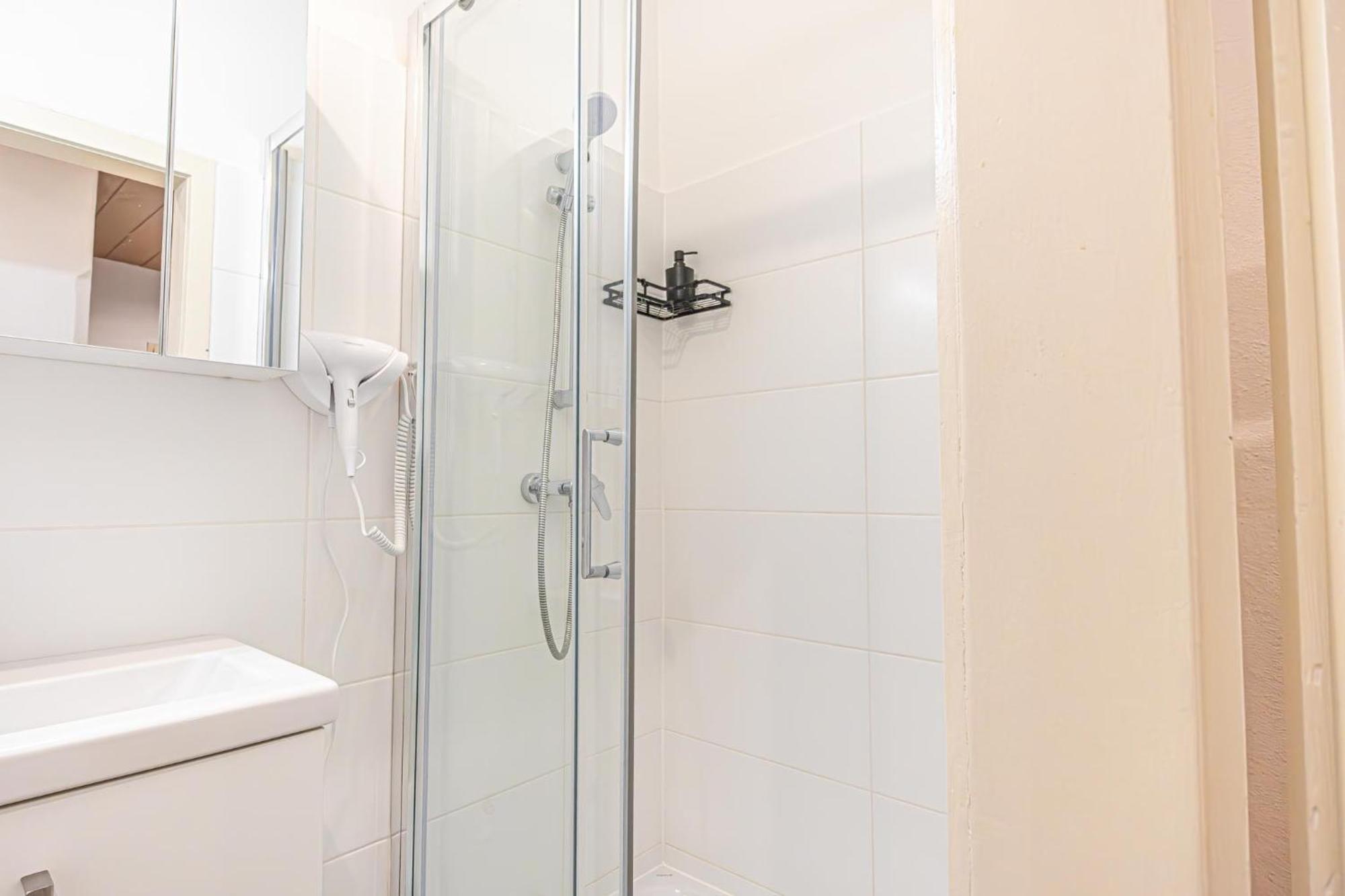 Desirable 2Br - Bookable For Longstays In Lockdown B Bécs Kültér fotó